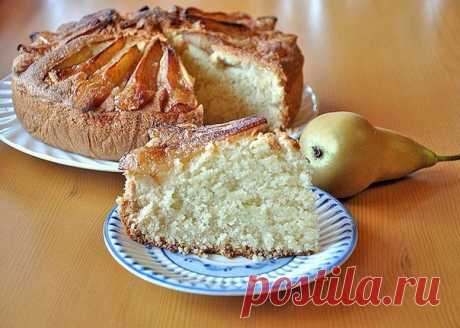 Манник "Грушевый".

Новое исполнение банального манника. Простой пирог превращается в нарядный и вкуснейший десерт.

Вам потребуется:

Манная крупа 1 ст.
Мука пшеничная 1 ст.
Сахарный песок 1 ст.
Сметана 20% 1 ст.
Масло сливочное 125 г.
Сода пищевая 1 ч.л
Груши свежие 1 кг.

Как готовить:

Этап 1.
Манник - это пирог на любителя. Кому-то такой тип пирогов кажется суховатым. Что-то сродни кексу. Но несмотря на это, манник я люблю всей душой с самого детства. Но так как во мн...