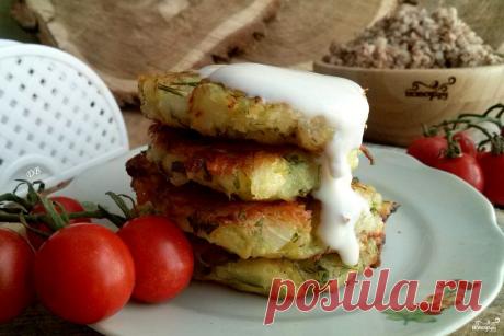 Оладьи из кабачков с сыром и чесноком 
источник Лучшие рецепты Повара

Оладьи из кабачков с сыром и чеснокомКогда начинается сезон кабачков, обязательно готовлю из них оладьи.Кабачок, любимый сыр, чеснок и зелень: возьмите этот простой на…