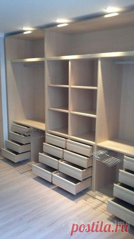 Room Decor: Beautiful Make Up and Dressing Room Decor ideas To Maximize Your Lifehttps://carrebianhome.com/beautiful-make-dressing-room-decor-ideas-maximize-life/