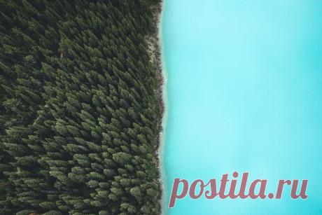 Flying Over Berg Lake by Kalen Emsley – Beautiful 📷 Pictures