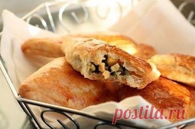 Слоёные пирожки с яйцом и зелёным луком - ЖУРНАЛ СО ВКУСОМ