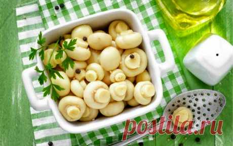 Малосольные шампиньоны на скорую руку - мировой рецептик!