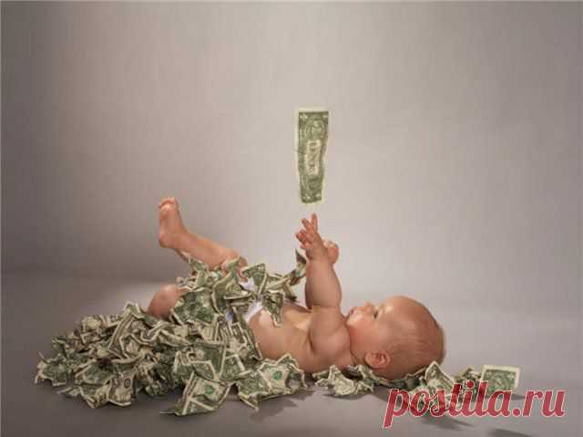 Получайте ежемесячную комиссию в размере 15$

 Да, да именно 15$ каждый месяц Вы будете получать за однажды приглашенного партнера 
  
  Кроме того, каждый приглашенный Вами партнер будет постоянно приглашать людей 
  Вам в структуру и з каждого такого человека, Вы будете получать 15$ ежемесячно!
  Соответственно Ваш пассивный доход будет составлять тысячи долларов в месяц!!!