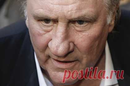 В Чечне разрешили Депардье не извиняться за слова о спецоперации. Актеру Жерару Депардье, обладателю французского и российского паспортов, разрешили не извиняться за слова о спецоперации на Украине. В Чечне объяснили заявление Депардье эксцентричностью актера и посоветовали не воспринимать всерьез его общественно-политические высказывания.