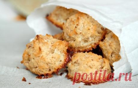 6 топ рецептов вкуснейшего диетического печенья, побалуй себя! 1.Кокосовое печенье без мукиИнгредиенты:
• Банан 1 шт.• Кокосовая стружка 4 ст. л.
Приготовление:
1.Банан чистим и кладем в блендер, пюрируем до кремообразного состояния.2. Затем добавляем кокосовую с…