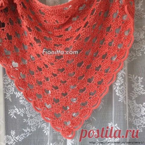 Шаль Фионитты крючком.