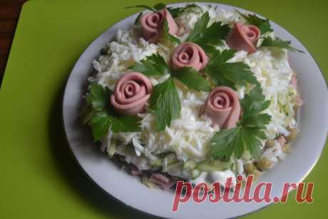 Сытный салат к обеду рецепт пошаговый https://ligakulinarov.ru/r/sytnyy_salat_k_obedu_2369