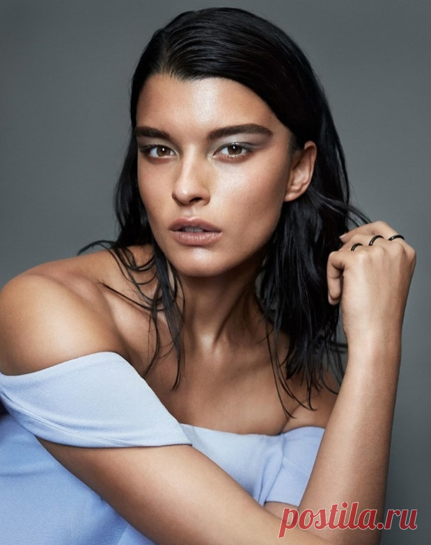 Кристал Ренн (Crystal Renn) в фотосессии Алекса Кэйли (Alex Cayley) для журнала Telegraph (август 2014)