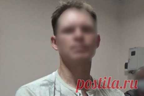 Захвативший школьницу после убийства ее родственников уголовник пойдет под суд. В Иркутской области захвативший школьницу после убийства ее родственников 45-летний российский уголовник пойдет под суд. В Тайшете ранее судимый за убийство и покушение на убийство рецидивист 12 августа 2021 года пришел в гости к 48-летнему знакомому и вооружившись молотком нанес ему множество ударов по голове.