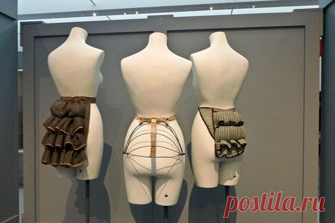 Natural Form Foundations | The Modern Mantua-Maker