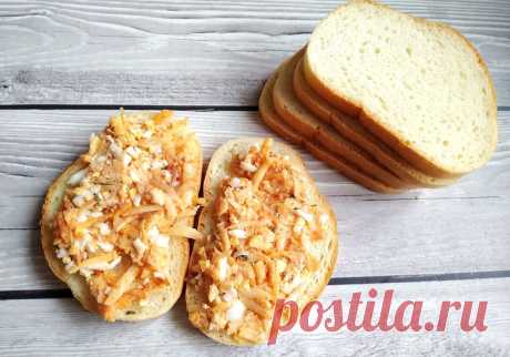 Во далекие времена моего детства у нас дома ни один праздник не обходился без этих бутербродов (даже со шпротами не так часто готовили) | Алина Калинина Простые рецепты | Дзен