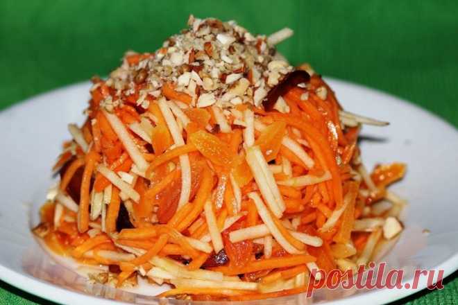 Простые и вкусные диетические блюда из тыквы должны быть на столе у каждой модницы. Салатик из тыквы на завтрак