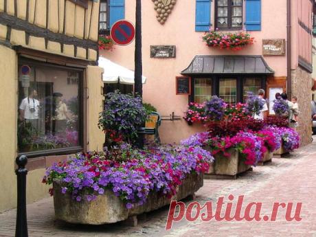 Eguisheim - красивая деревенька Франции