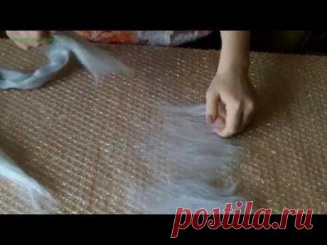 Валяние из шерсти. Делаем базовую раскладку - YouTube
