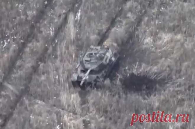 Экипаж сержанта Цацулина одним выстрелом уничтожил немецкий танк Leopard. Военные РФ выбили противника с занимаемых позиций и овладели опорным пунктом.