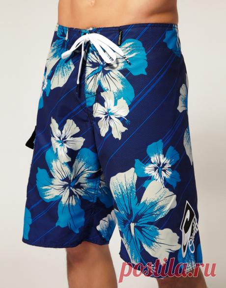 Mens shorts styles 2019: gorgeous trends and fashion deals for mens shorts 2019 You'll find information about mens shorts styles 2019 in our review. Also we have prepared for you many beautiful photos of shorts for men 2019.