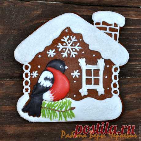 Купить Пряничный домик со снегирём на Новый год в интернет магазине на Ярмарке Мастеров