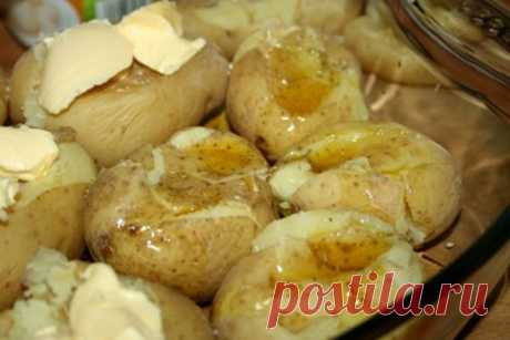 Картофель в кожуре, запеченный в духовке