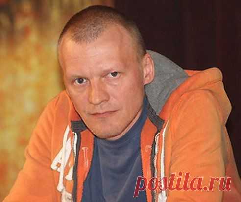 Народному артисту России Алексею Серебрякову - 50! Поздравляем!