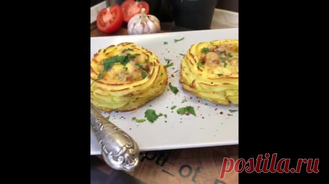 Жульен в картофельных гнёздах 
Как же это вкусно! Бери на заметку, чтобы удивить своих друзей

#ужин@sh.cook