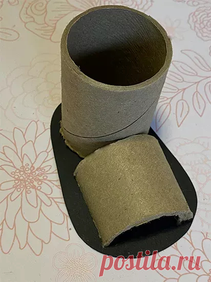 How to make Gnome Shoes and Boots using cardboard tubes. - Baker Street Living