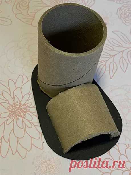 How to make Gnome Shoes and Boots using cardboard tubes. - Baker Street Living