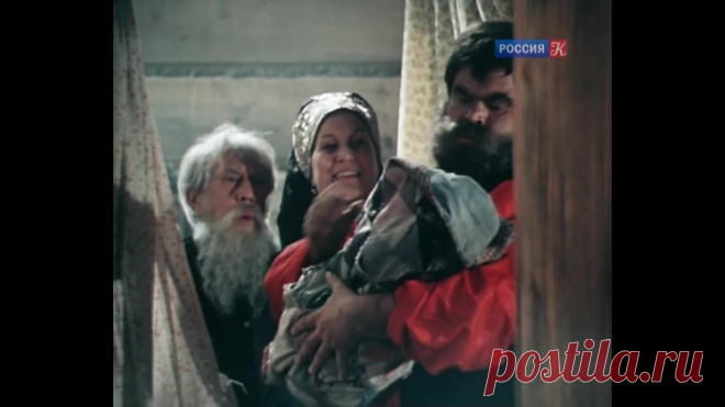 ХФ СТРОГОВЫ 1976 8 СЕРИЙ

Ещё в конце XIX века близ далёкого таёжного села Волчьи Норы купец Голованов завёл несколько пасек. На одну из них он ставит на хозяйство крестьянина Захара Строгова (Медветский) с женой Агафьей (Аринина). С ними живёт взрослый сын Матвей Строгов (Борисов) и Анна (Зайцева), его молодая жена.
Показать полностью…