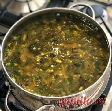 Вкусный зеленый борщ