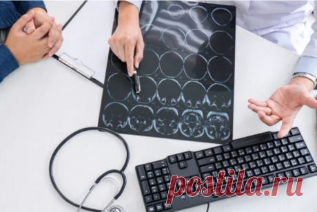 Врач разрешила дочери просверлить череп пациента В Австрии арестовали женщину-нейрохирурга. Это случилось после того, как во время операции привела в помещение свою дочь и передала ей хирургическую дрель, позволив ей сделать отверстие в черепе пациента. Об этом пишет местное издание Kronen Zeitung.&nbsp;По информации прокуратуры,...