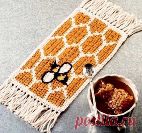 Креативные подставки под горячее крючком со схемами Несколько креативных подставок под горячее со схемами для вязания крючком