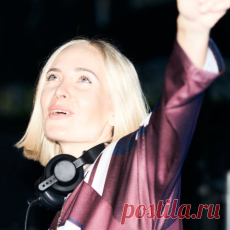 Yulia Niko It's all about House Music Chart » MinimalFreaks.co