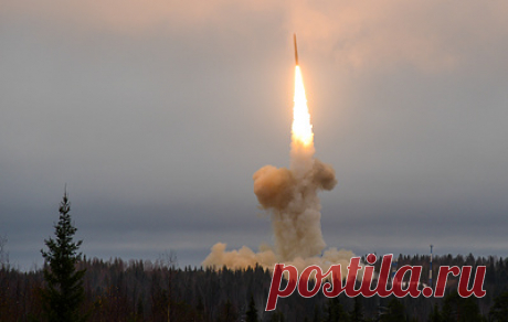 На учениях &quot;Запад-2025&quot; отработают применение ядерного оружия и &quot;Орешника&quot;. Министр обороны Белоруссии Виктор Хренин указал, что &quot;нужно быть готовым ко всему&quot;