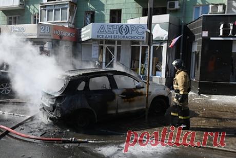 В Донецке объявят траур из-за гибели мирных жителей после обстрела. В Донецке будет объявлен траур после гибели 16 мирных жителей из-за падения обломков ракеты комплекса «Точки-У», запущенной Вооруженными силами Украины (ВСУ). Об этом заявил глава ДНР Денис Пушилин. Он объяснил, что решил пойти на такой шаг «с учетом количества жертв и варварства данного преступления».