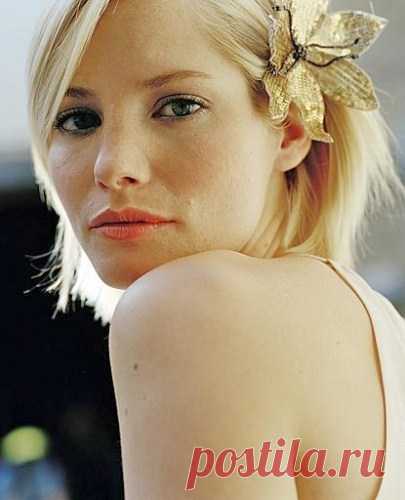 Сиенна Гиллори (Sienna Guillory)
- 16 марта, 1975