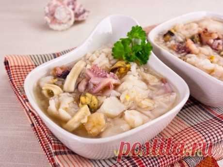 Суп с морепродуктами