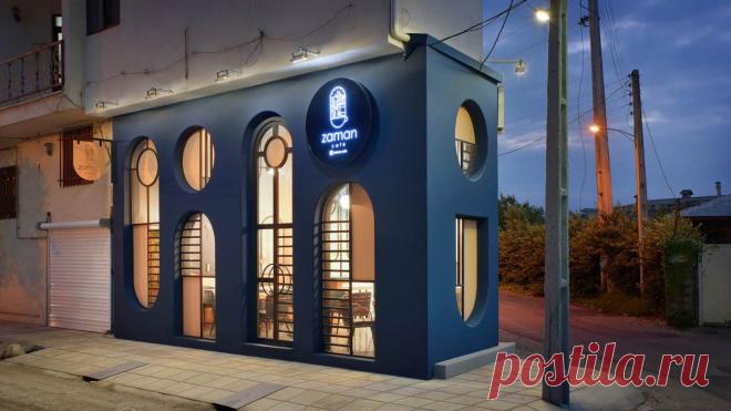 Zaman Café in Shahsavar, Iran by mrk office / Mohammad Reza Kohzadi The location of the Zaman Café project was located on the outskirt of Tonekabon City, away from the chaos and bustle of the city and, of course, away from the usual hustle of a downtown café at the end of a dead-end street.