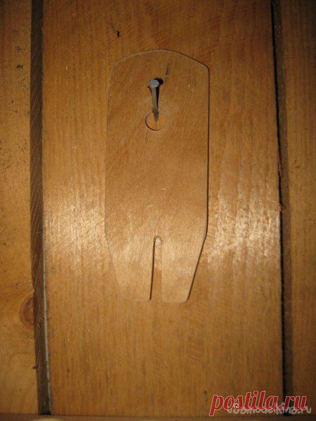 Защитное приспособление для вытаскивания гвоздей