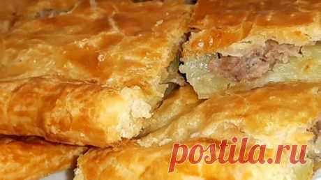 Всего 30 минут и готово. Вкусный и бюджетный мясной пирог: хватает на большую семью