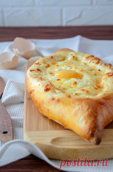 Хачапури по-аджарски