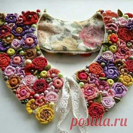 Воротник с вязаными элементами