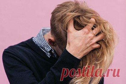 Мужчин предупредили о возможных проблемах с потенций в новогодние праздники. Стресс, чрезмерное употребление алкоголя и переедание в новогодние праздники могут спровоцировать у мужчин временные проблемы с потенцией, считает специалист по мужскому здоровью Джанин Дэвид. Она подчеркнула, что после возвращения к обычному ритму жизни проблемы с эрекцией могут пройти сами собой.