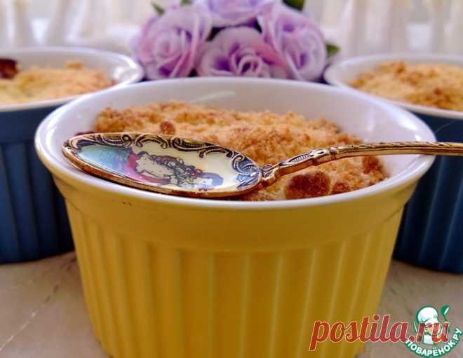 Крамбл с ревенем и яблоками – кулинарный рецепт