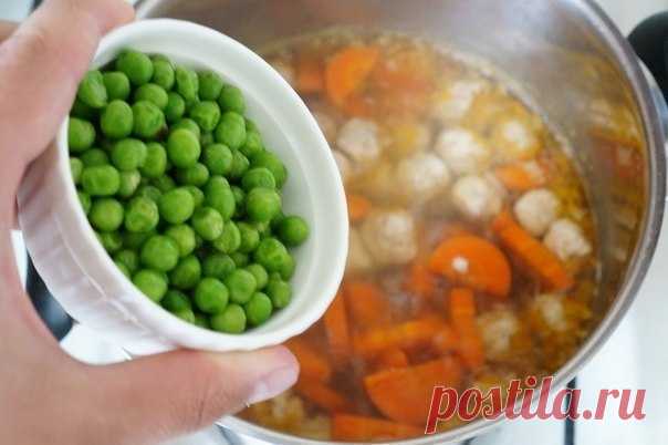 Как приготовить прозрачный суп с куриными фрикадельками | Вкусные рецепты