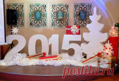 Оформление помещений и банкетных залов на новогодний прраздник в Санкт -Петербурге и Ленинградской облости