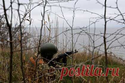 Командир рассказал о пресечении попыток ВСУ форсировать Днепр. Все попытки Вооруженных сил Украины (ВСУ) форсировать Днепр пресекаются десантниками на правом берегу реки и на его подступах. Об этом рассказал командир российского подразделения с позывным Гром. Российским военным благодаря разведданным известны все места выхода к воде.