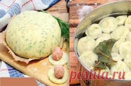 Этот рецепт мне дала одна женщина, которая много лет прожила на Алтае, и с тех пор я делаю тесто для пельменей и вареников только так