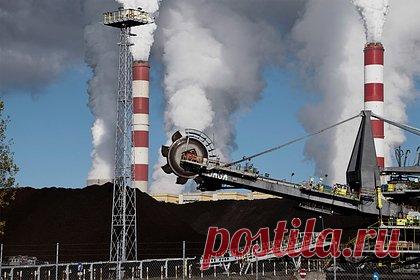 ООН упустила в соглашении по климату важный для спасения планеты пункт. В новом проекте итогового документа 28-й Конференции сторон Рамочной конвенции ООН об изменении климата (COP28) не оказалось пункта о полном отказе от ископаемого топлива, который считается важным для спасения планеты от последствий глобального потепления. Документ опубликовал секретариат РКИК.