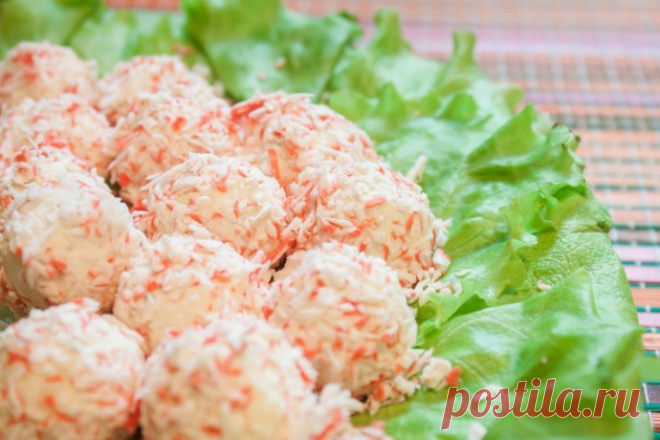 Сырные шарики с крабовыми палочками