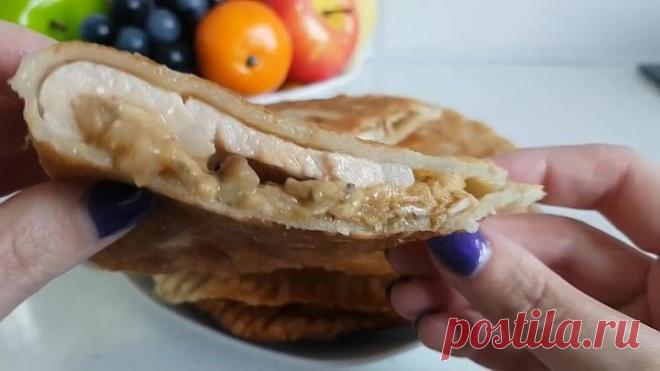Сытные лепёшки с мясом и грибами! Очень простое тесто и сочная начинка