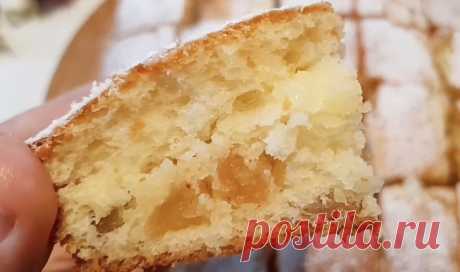 «Такой бюджетный, но такой воздушный и вкусный»: ароматный пирог к чаю (рецепт из старой маминой тетради)